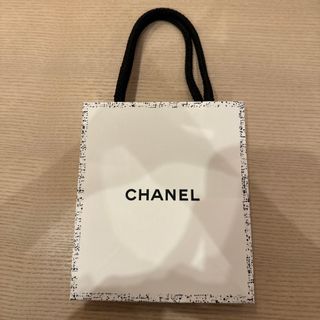 シャネル サイズ ショッパーの通販 2,000点以上 | CHANELのレディース