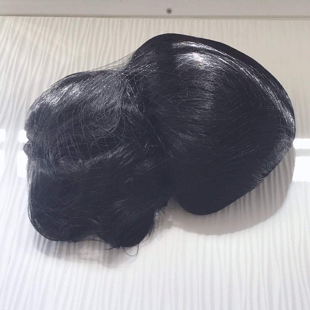 ロングカール　小顔　医療用　自然　かつら　ブラック コスプレ　ロング エンタメ/ホビーのコスプレ(ウィッグ)の商品写真