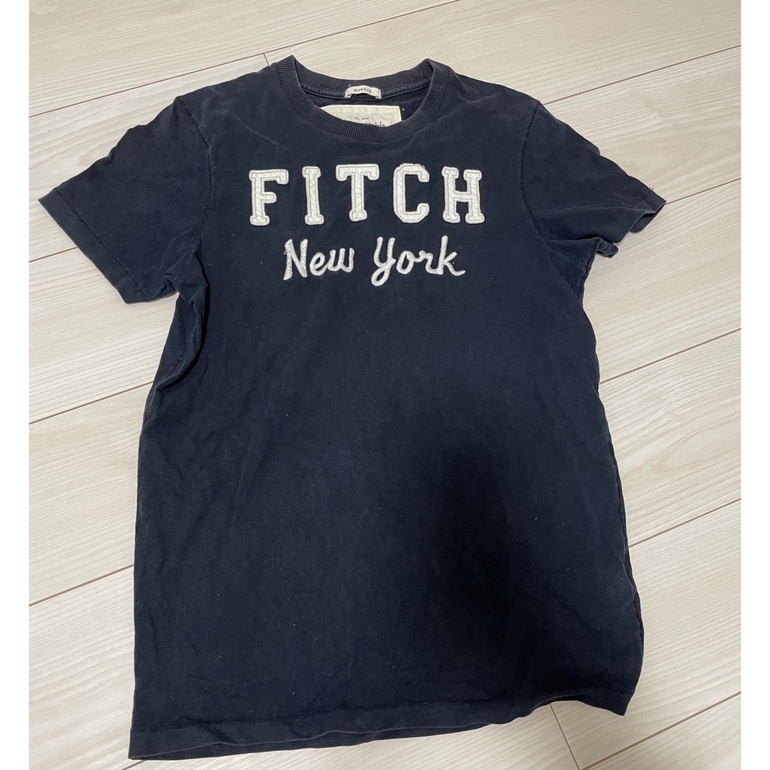 Abercrombie&Fitch(アバクロンビーアンドフィッチ)のアバクロ　ティシャツ メンズのトップス(Tシャツ/カットソー(半袖/袖なし))の商品写真