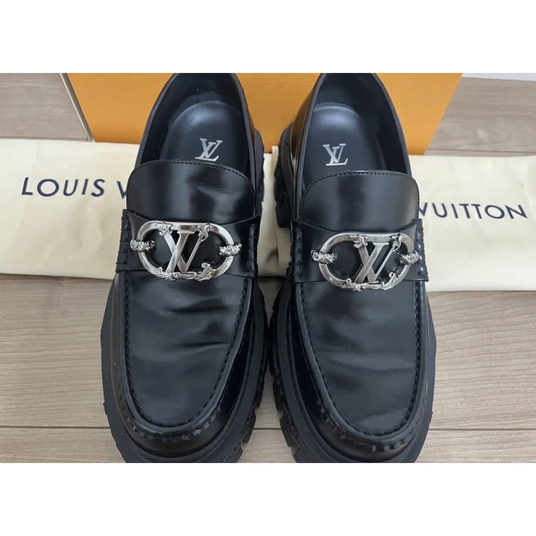 LOUIS VUITTON - ルイヴィトン バロック ローファー 国内正規品の通販