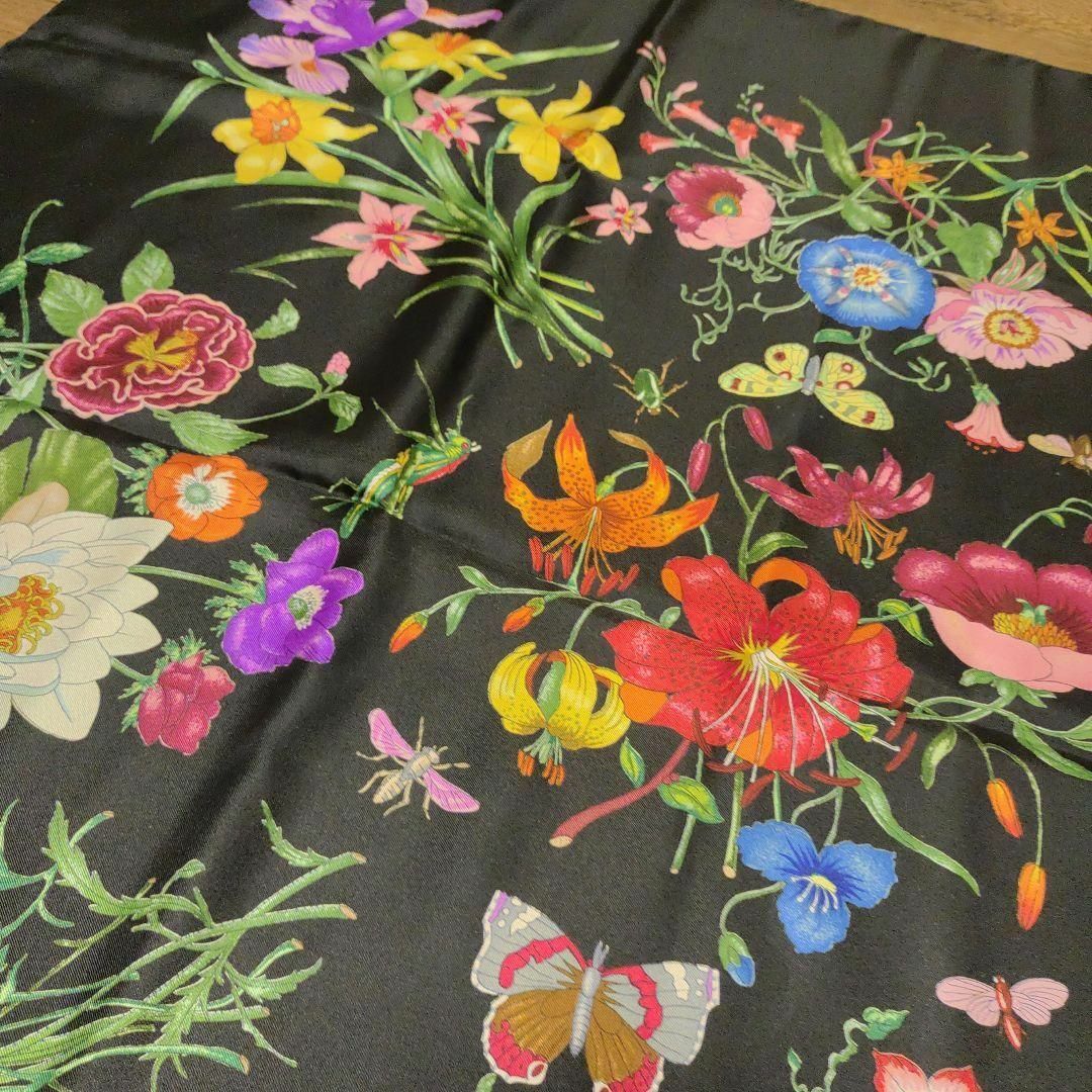 Gucci - 1759未使用 グッチ スカーフ 最高級シルク100 豪華 花柄