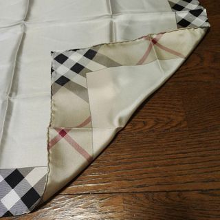 BURBERRY - 1767未使用 バーバリー スカーフ 最高級シルク100 ノバ