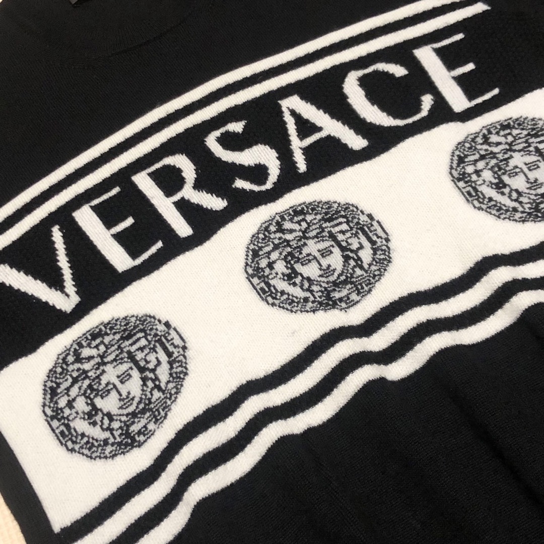 VERSACE - 即完売 VERSACE ヴェルサーチ ビックメデューサロゴ入り