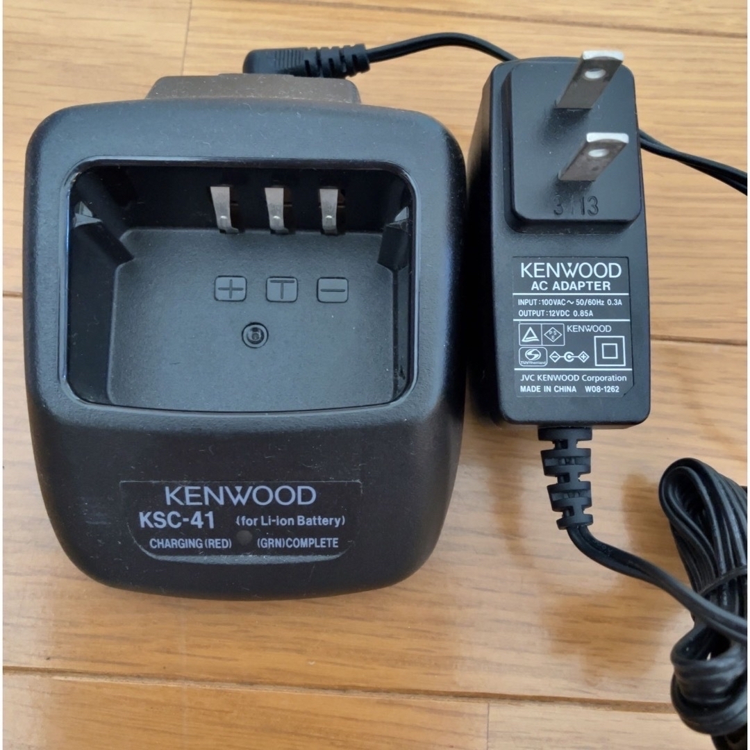 KENWOOD(ケンウッド)のケンウッド THｰK40(美品) エンタメ/ホビーのテーブルゲーム/ホビー(アマチュア無線)の商品写真