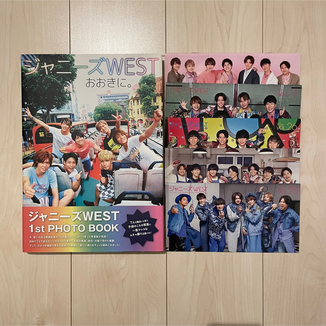 ジャニーズWEST(ジャニーズウエスト)のジャニーズWEST 写真集 会報 セット エンタメ/ホビーのタレントグッズ(アイドルグッズ)の商品写真