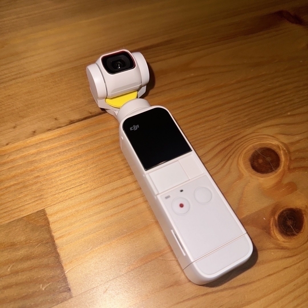 GoPro(ゴープロ)のリフレッシュ済 DJI Pocket 2 限定コンボ (サンセット ホワイト) スマホ/家電/カメラのカメラ(その他)の商品写真
