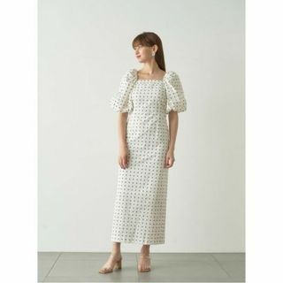 SNIDEL】『1』スナイデル ロングワンピース ドット フレア フリル 白-
