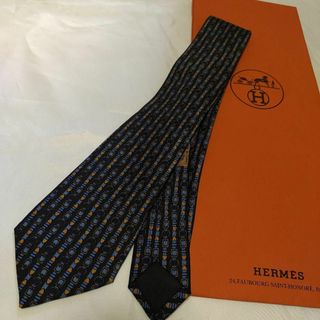 エルメス(Hermes)の新品・未使用　エルメス　ネクタイ　最高級シルク100　ベルト柄　ビジネス(ネクタイ)