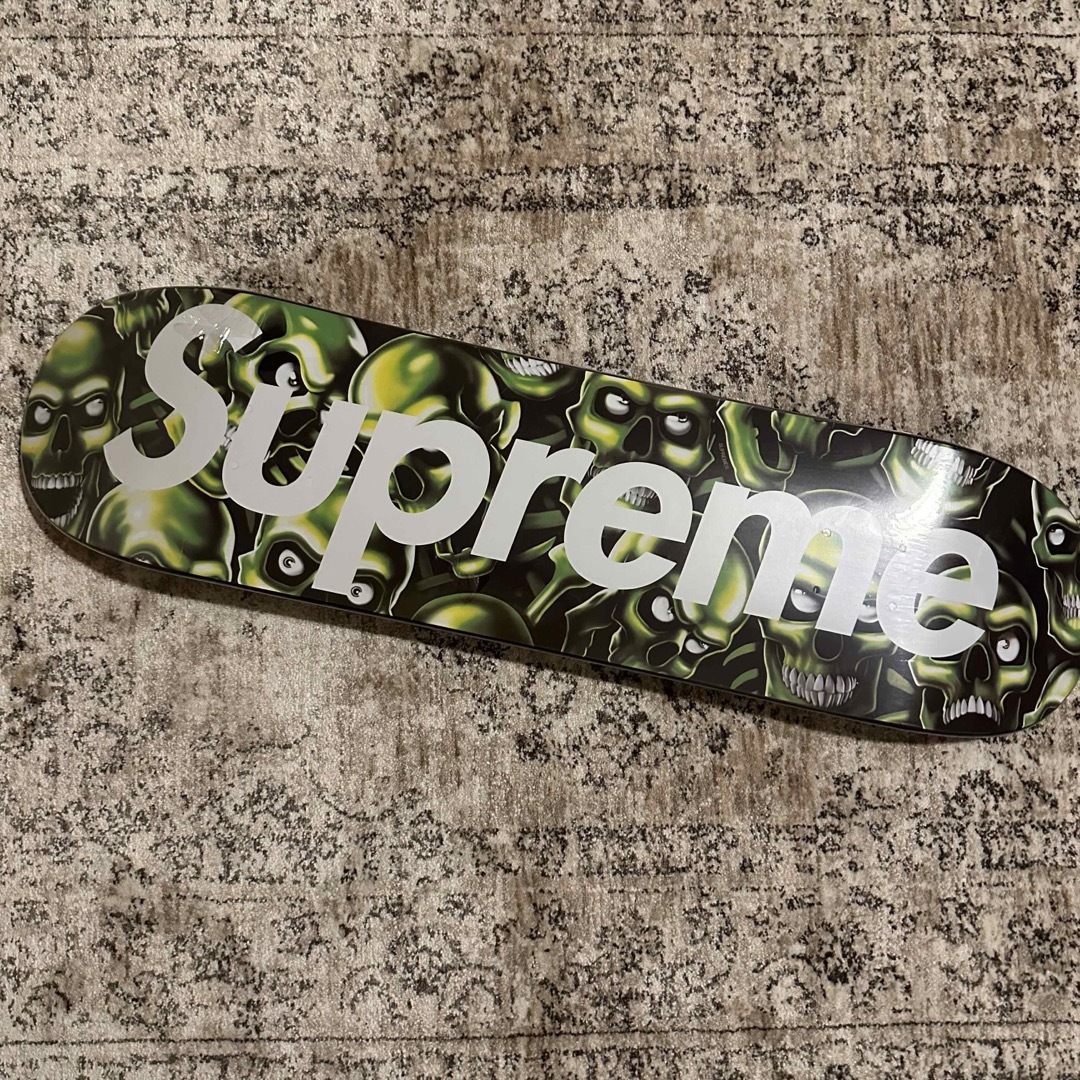 新品未開封】Supreme skull pile skateboard 新品未開封】Supreme skull pile skateboard