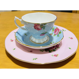 ロイヤルアルバート(ROYAL ALBERT)のROYAL ALBERT ロイヤルアルバート　ティーカップ　お皿(食器)