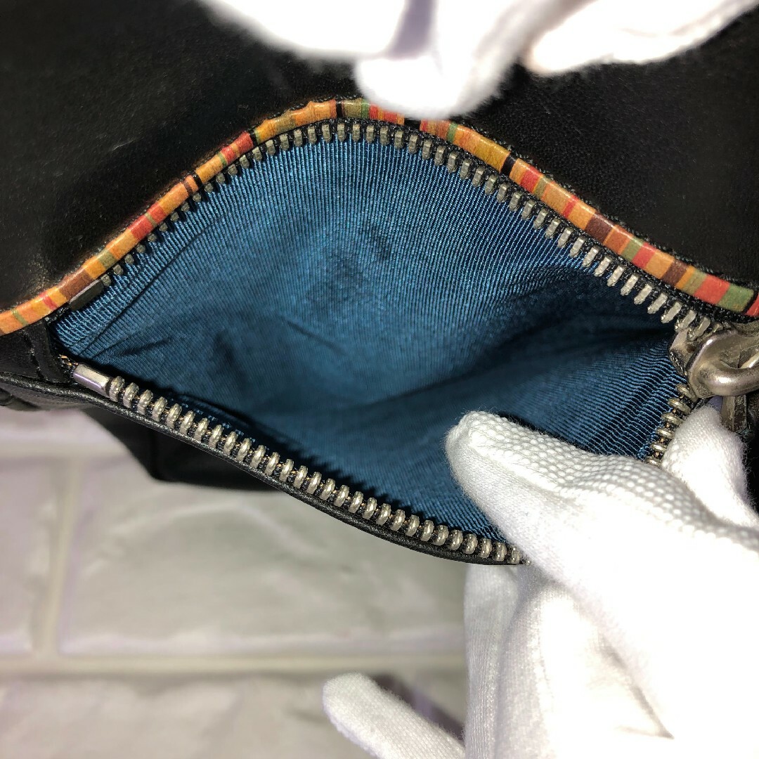 【美品】ポールスミス ボディバック オールレザー ロゴ型押し マルチストライプ