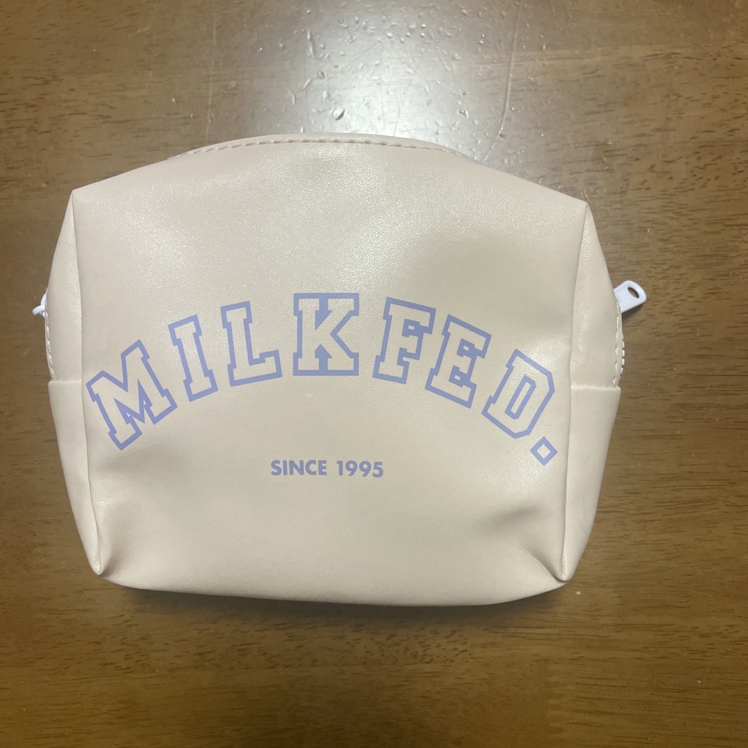 MILKFED.(ミルクフェド)のMILKFED. 二色カラー ポーチ マルチケース  レディースのファッション小物(ポーチ)の商品写真