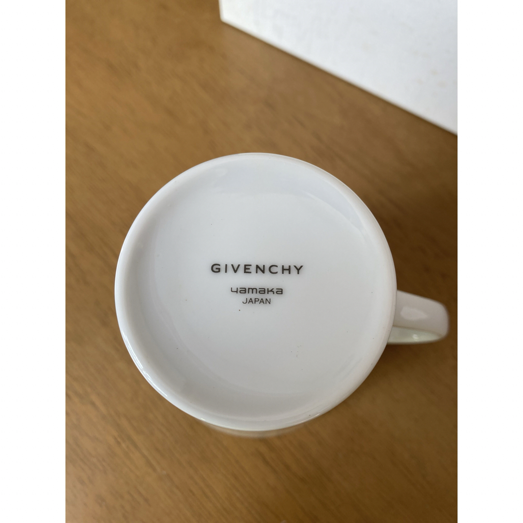 GIVENCHY(ジバンシィ)のジバンシィ　ペアマグカップ（2セット） インテリア/住まい/日用品のキッチン/食器(グラス/カップ)の商品写真