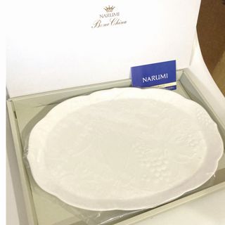 ナルミ(NARUMI)のナルミ オブロングサービストレイ ボーンチャイナ 新品未開封(食器)