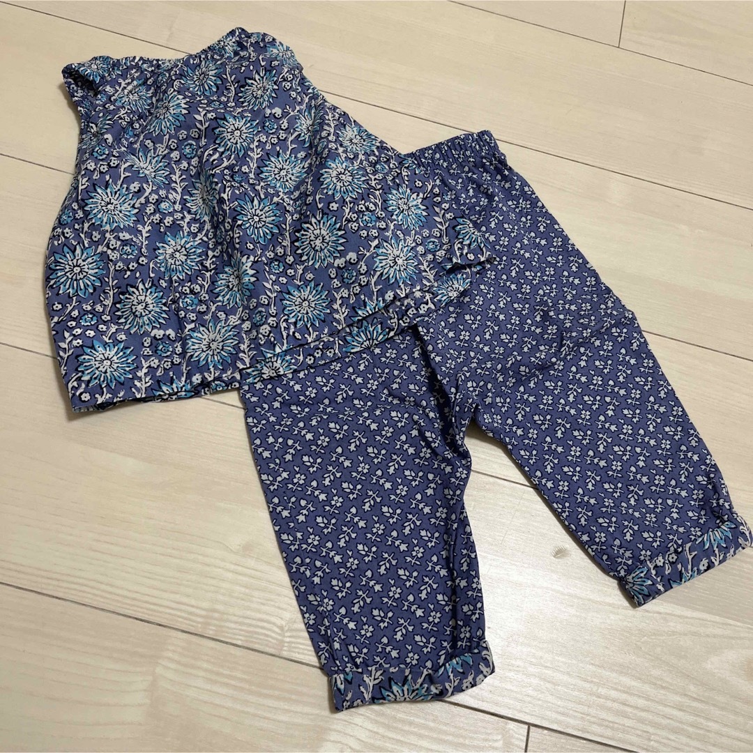 GAP(ギャップ)のベビーギャップ　セットアップ　ノースリーブ　トップス キッズ/ベビー/マタニティのベビー服(~85cm)(タンクトップ/キャミソール)の商品写真