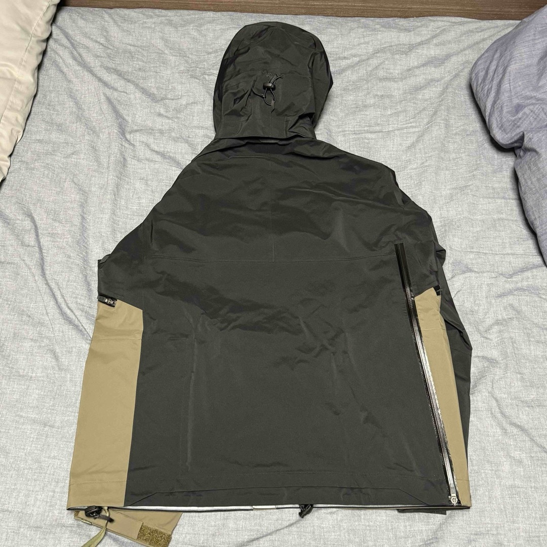 ACRONYM J1WTS-GT M アクロニウム