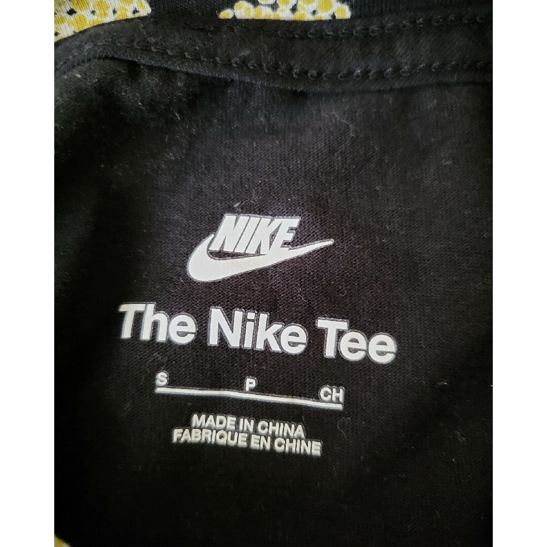 NIKE(ナイキ)のNIKE グラフィックロングスリーブTシャツ/S/中古美品 メンズのトップス(Tシャツ/カットソー(七分/長袖))の商品写真