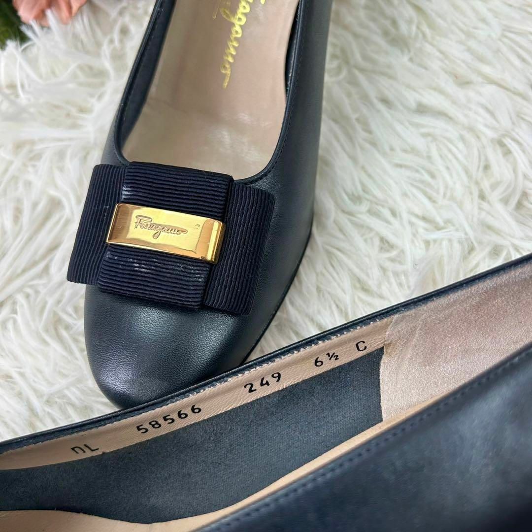 実寸サイズヒールサルヴァトーレ フェラガモ Salvatore Ferragamo パンプス ヴァラ カーフレザー ヒール シューズ 靴 レディース 6 1/2D(24cm相当) ピンク