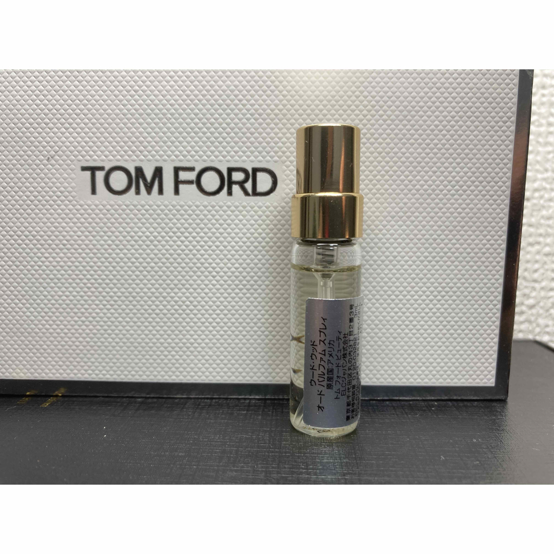 TOM FORD　トムフォード　ウードウッド　パルファムスプレィ