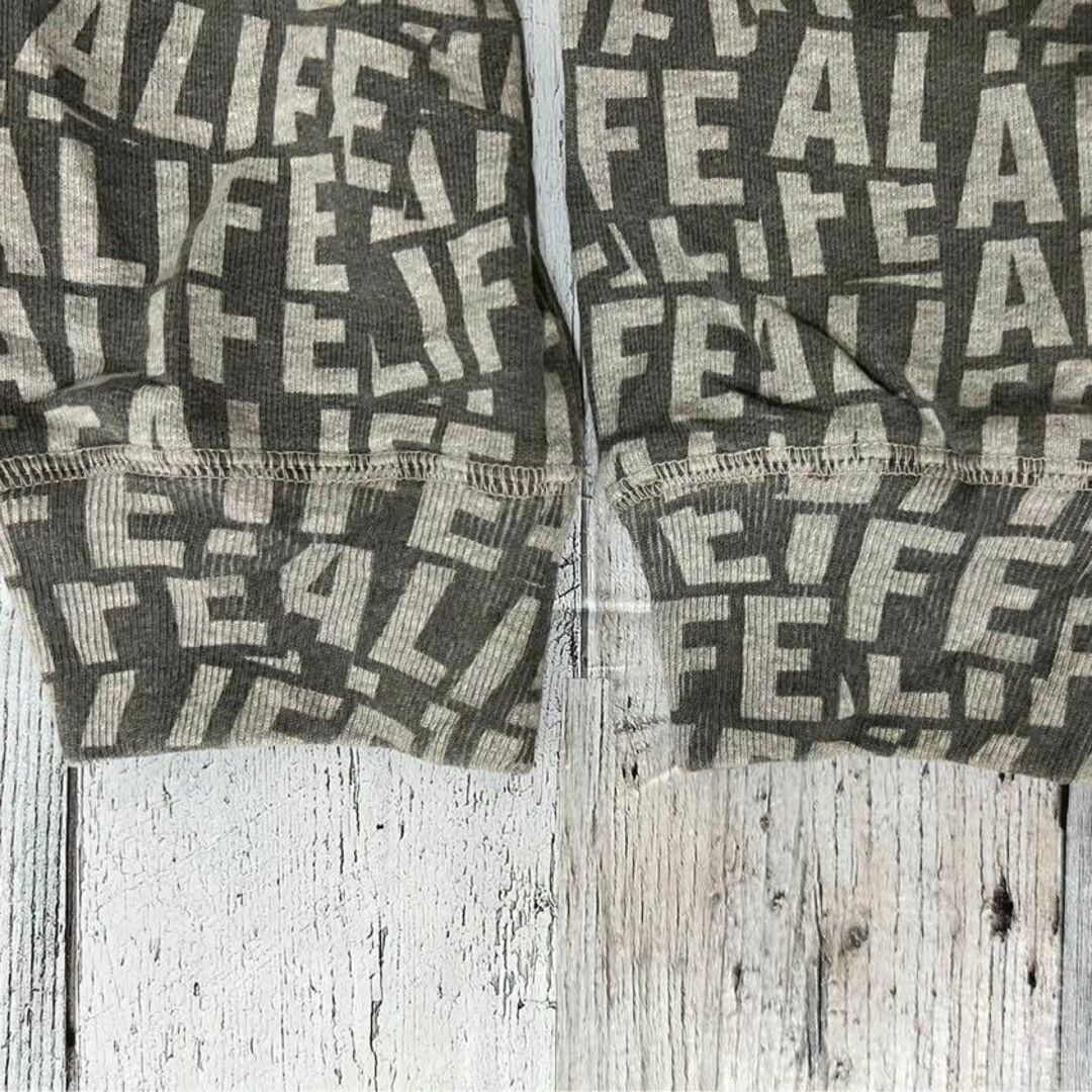 ALIFE(エーライフ)の大人気の総柄スウェット♪☆ALIFE 総ロゴ　エーライフ　XL ロゴ　刺繍 メンズのトップス(スウェット)の商品写真