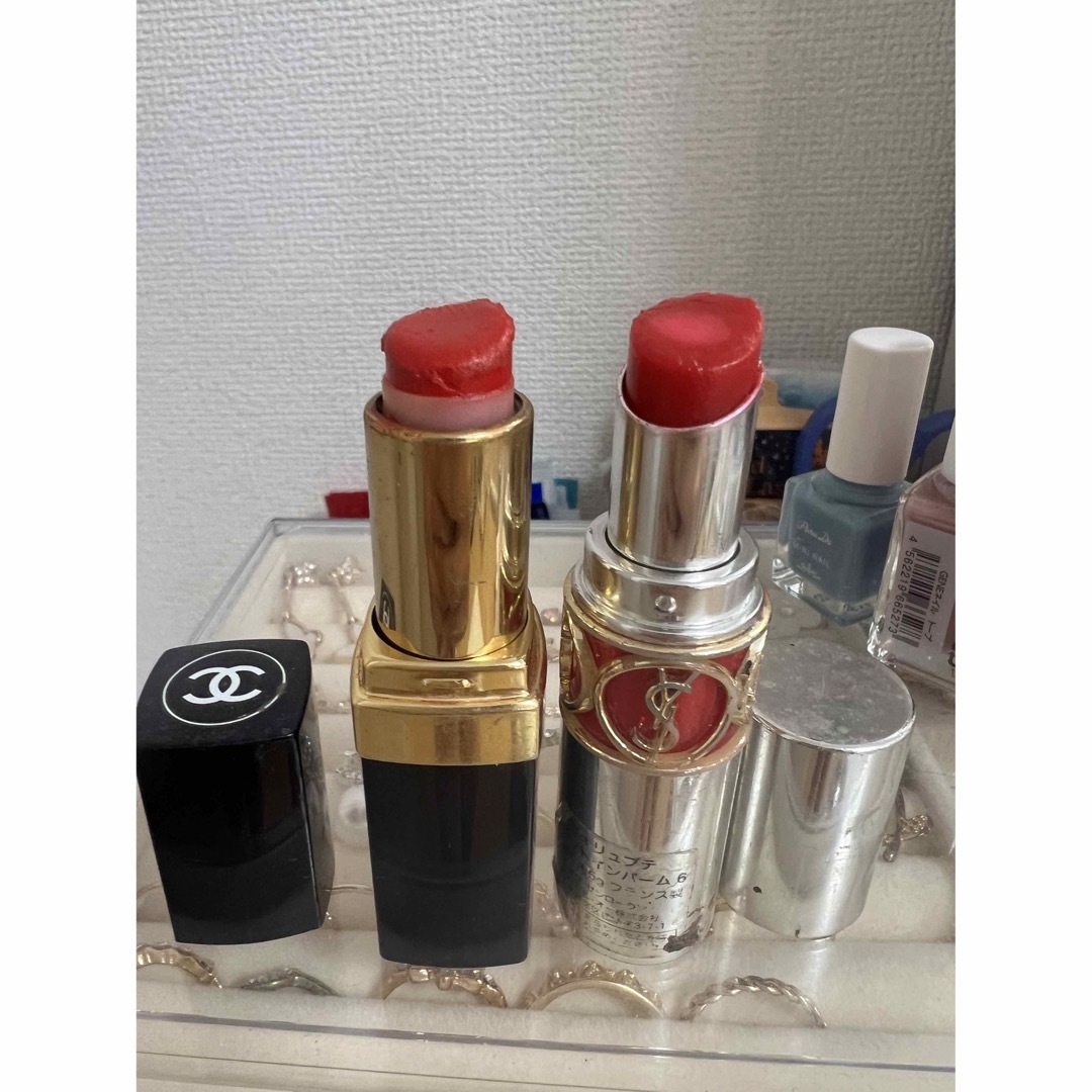 Yves Saint Laurent(イヴサンローラン)のYSLティントインバーム　CHANEL 口紅　リップ コスメ/美容のベースメイク/化粧品(口紅)の商品写真