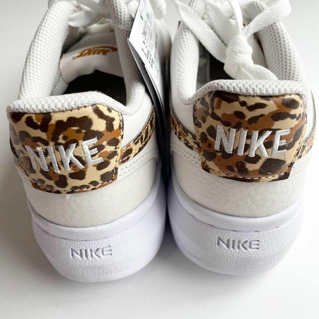 NIKE(ナイキ)の【新品】 NIKE コート ビジョンアルタ DM0113-004 24.5cm レディースの靴/シューズ(スニーカー)の商品写真
