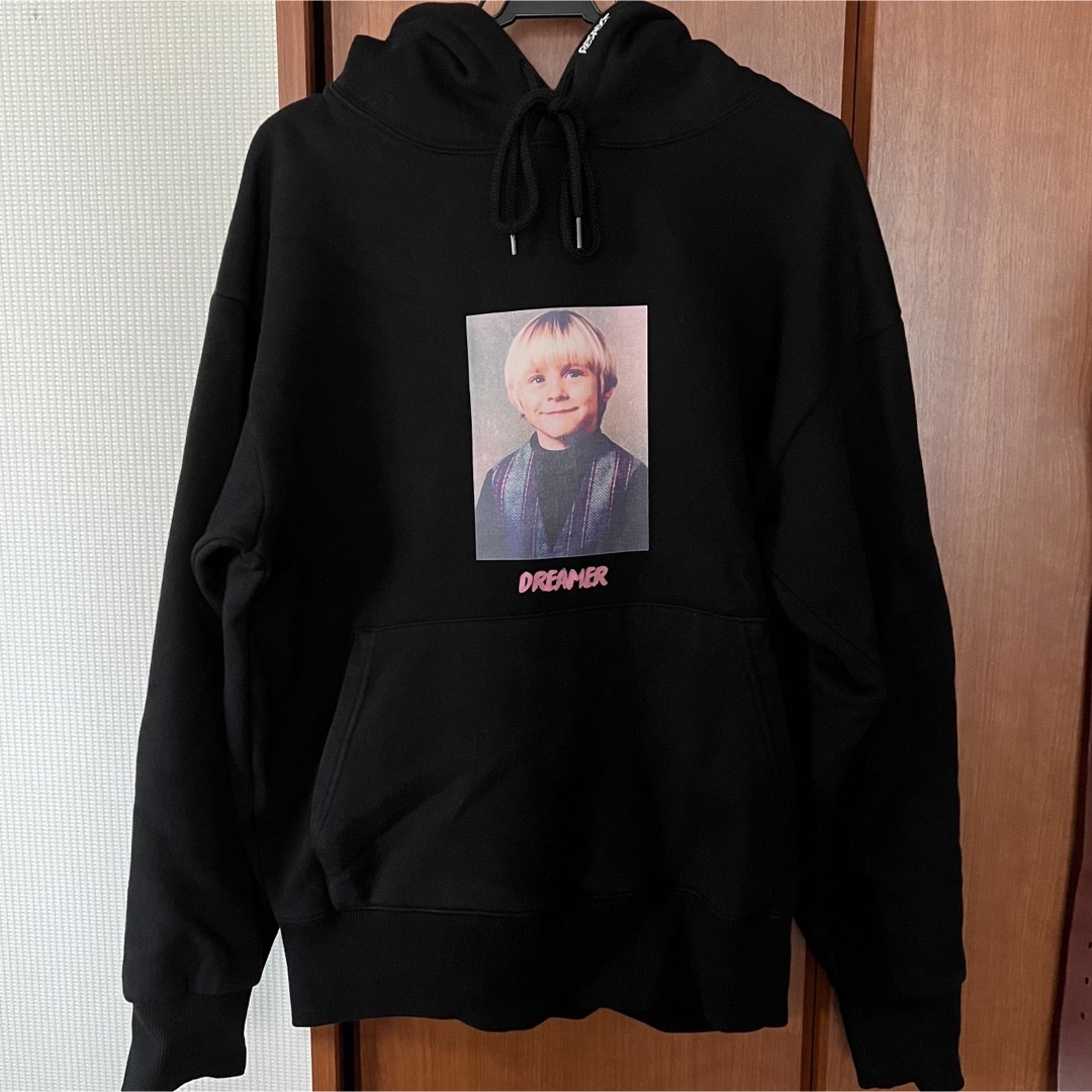 トップスDREAMER RESPECT HOODIE