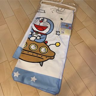 ドラエモン(ドラえもん)の⭐︎新品　ドラえもん　ドラエモン　タオルケット　サンリオ(タオルケット)