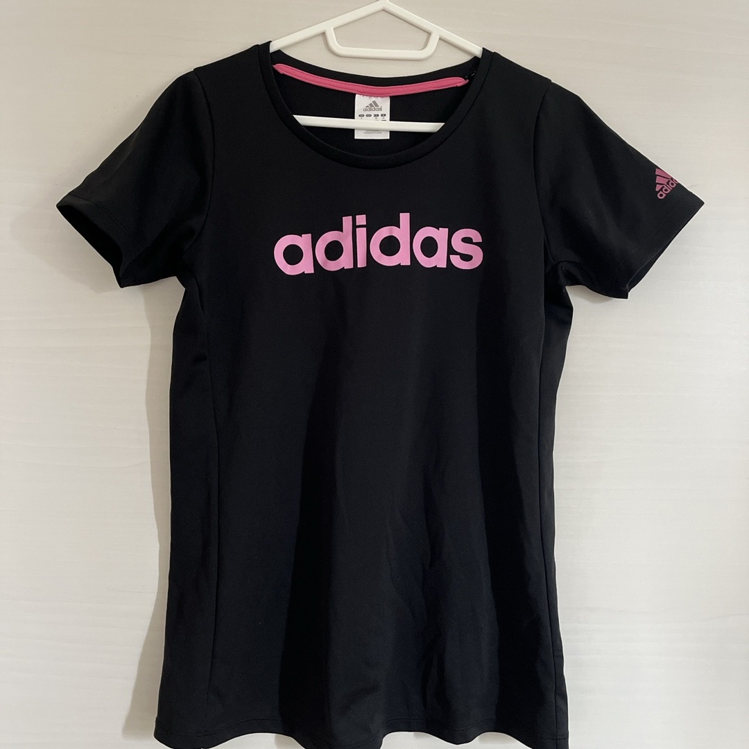 adidas(アディダス)のadidas レディース　半袖スポーツウェア　 レディースのトップス(Tシャツ(半袖/袖なし))の商品写真