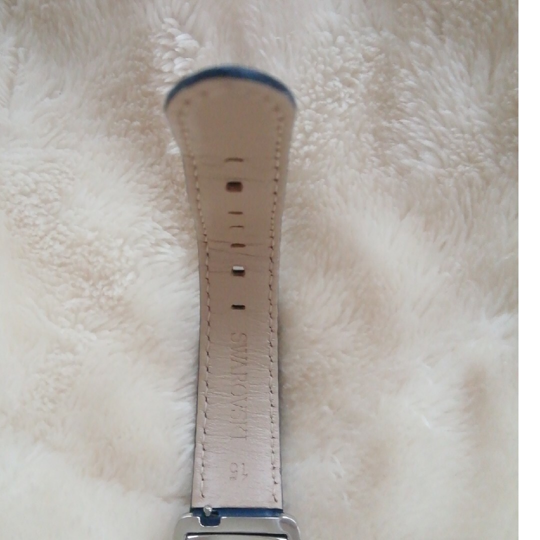 SWAROVSKI(スワロフスキー)のスワロフスキー 腕時計 シェル文字盤　ブルー レディースのファッション小物(腕時計)の商品写真