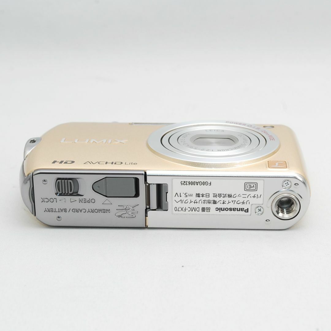 Panasonic(パナソニック)のPanasonic LUMIX DMC-FX70 光学5倍ズーム 1410万画素 スマホ/家電/カメラのカメラ(コンパクトデジタルカメラ)の商品写真