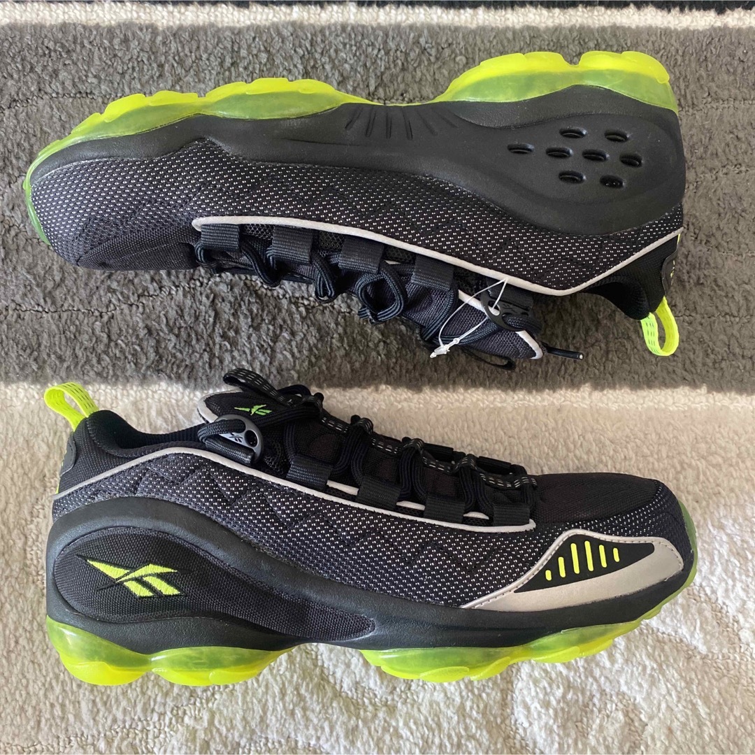 ★新品未使用★断捨離格安★ Reebok とatmos のコラボスニーカー