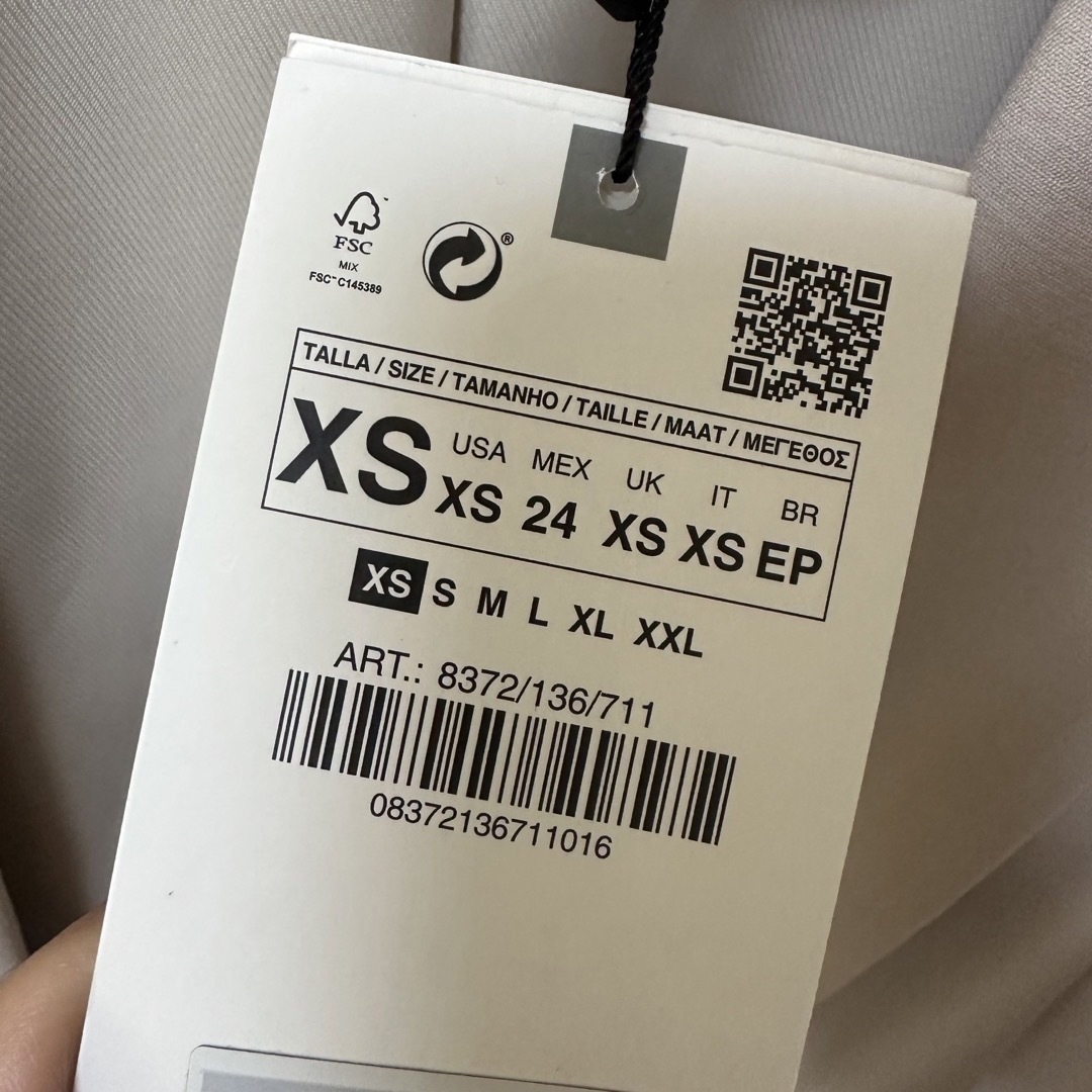 新品ZARA テーラードジャケット ライトベージュ XS
