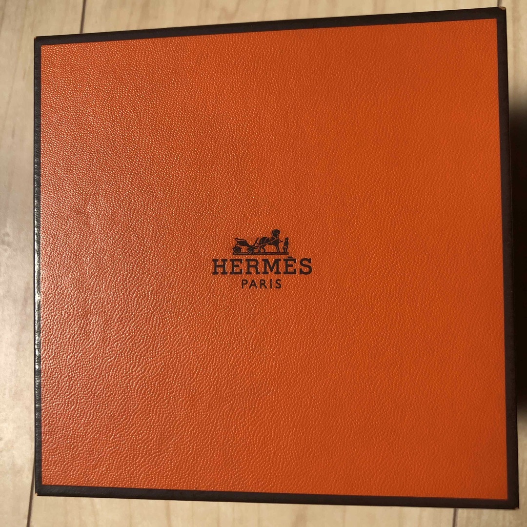 Hermes(エルメス)のHERMES 箱 インテリア/住まい/日用品のオフィス用品(ラッピング/包装)の商品写真