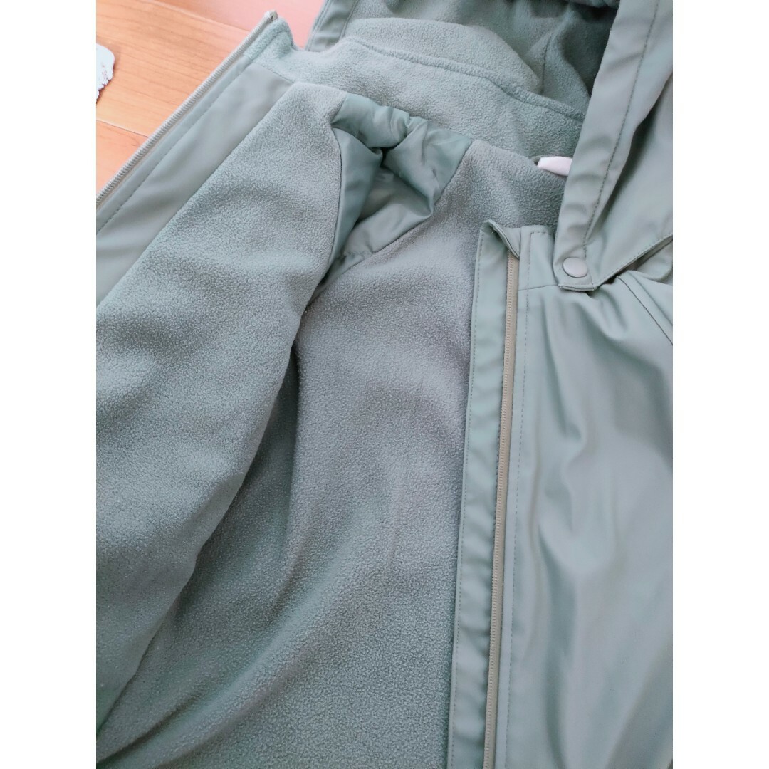 H&M(エイチアンドエム)のH＆Mエイチ・アンド・エム　ジャケット　上着サイズ104 キッズ/ベビー/マタニティのキッズ服男の子用(90cm~)(ジャケット/上着)の商品写真