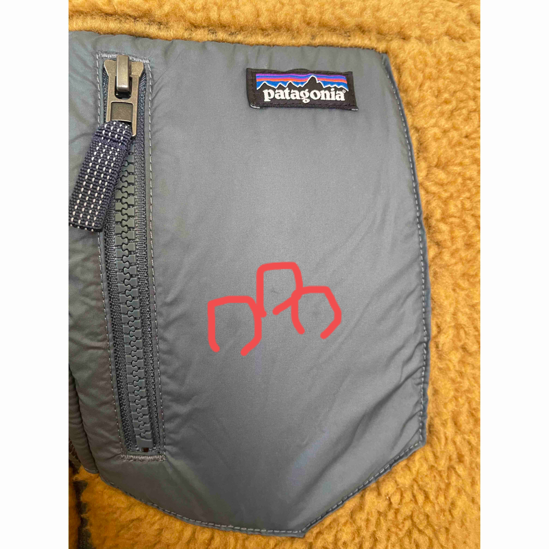 patagonia(パタゴニア)の(まちこちゃん6075様専用)パタゴニア XXL レディフレディフーディ レディースのジャケット/アウター(その他)の商品写真