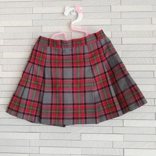 ファミリア 新品　プリーツスカート　GIRLS　150cm 　ベージュ