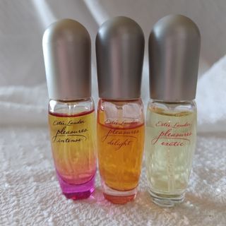 エスティローダー(Estee Lauder)のエスティローダー　プレジャーズ　ミニ香水3本(香水(女性用))