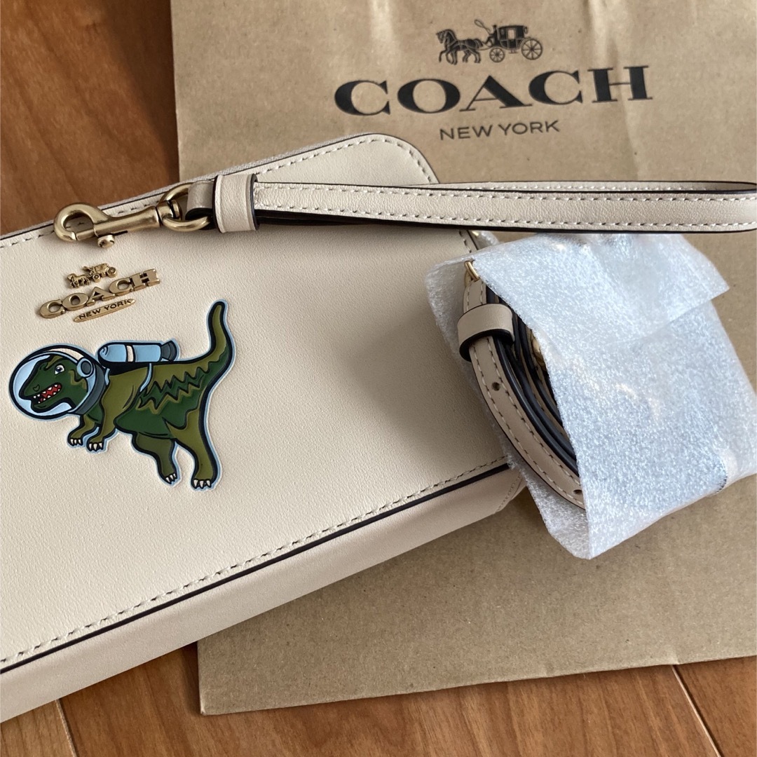 【新品本物】COACHコーチキラ クロスボディ・レキシー・スペースバック日本限定