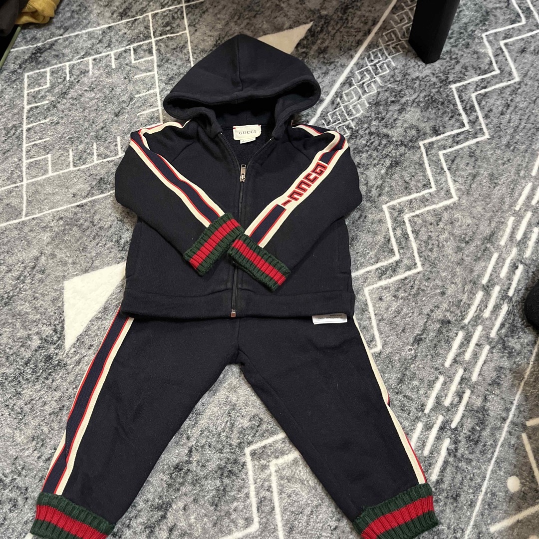 Gucci(グッチ)のGUCCI 上下購入者申告あり キッズ/ベビー/マタニティのベビー服(~85cm)(その他)の商品写真