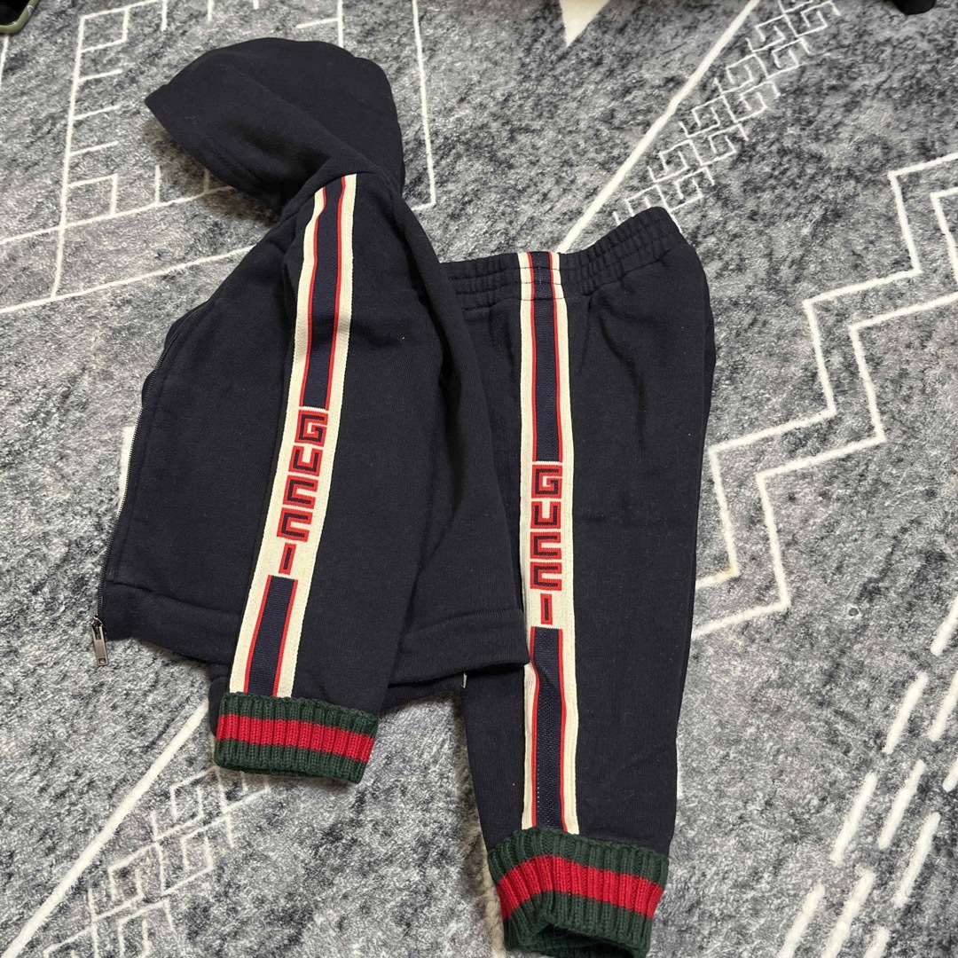 Gucci(グッチ)のGUCCI 上下購入者申告あり キッズ/ベビー/マタニティのベビー服(~85cm)(その他)の商品写真