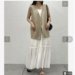 Loungedress リネンライクニットベスト！