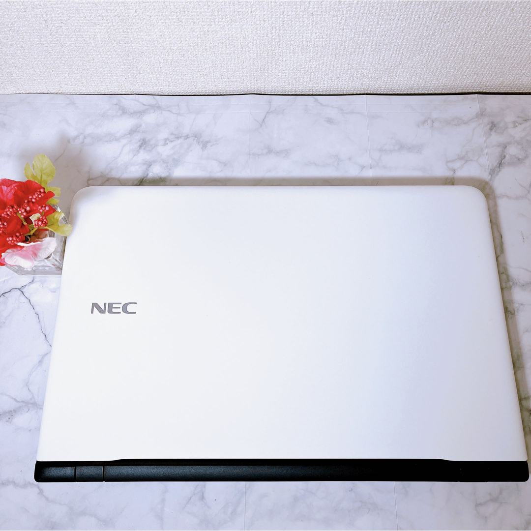 NEC - 美品✨人気の薄型ホワイト✨大容量✨すぐに使えるノートパソコン