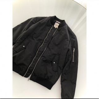 XS ZARA MA1 ブルゾン黒ジャケット　ジャンパースカジャンスタジャン