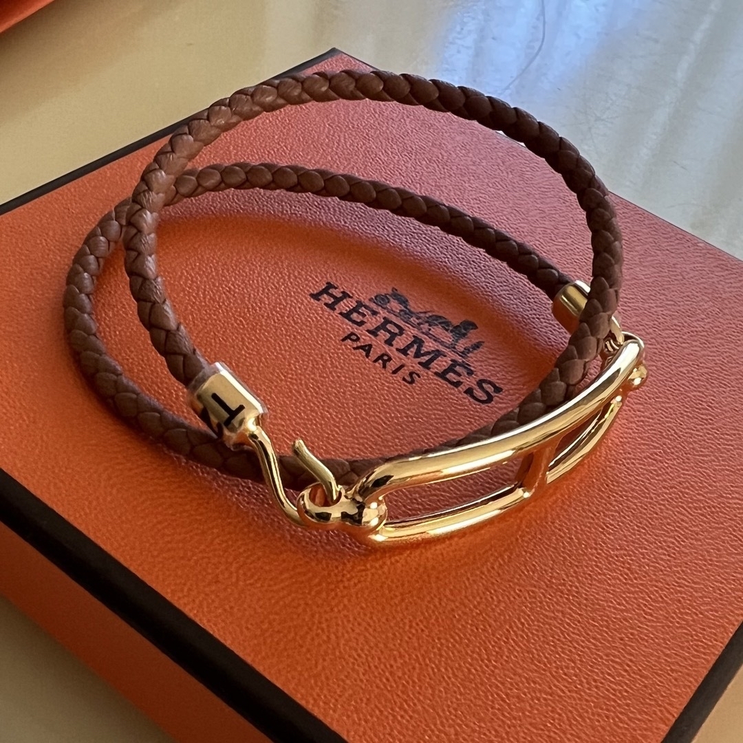 HERMES♡エルメス  本革製バングルレディース