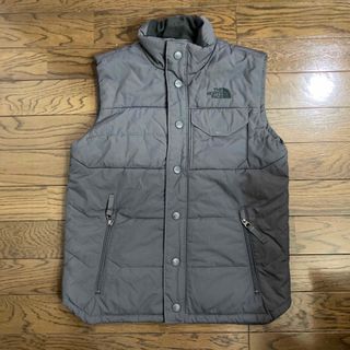 ザノースフェイス(THE NORTH FACE)のノースフェイス　ダウンベスト　M キッズ　140 150(ジャケット/上着)