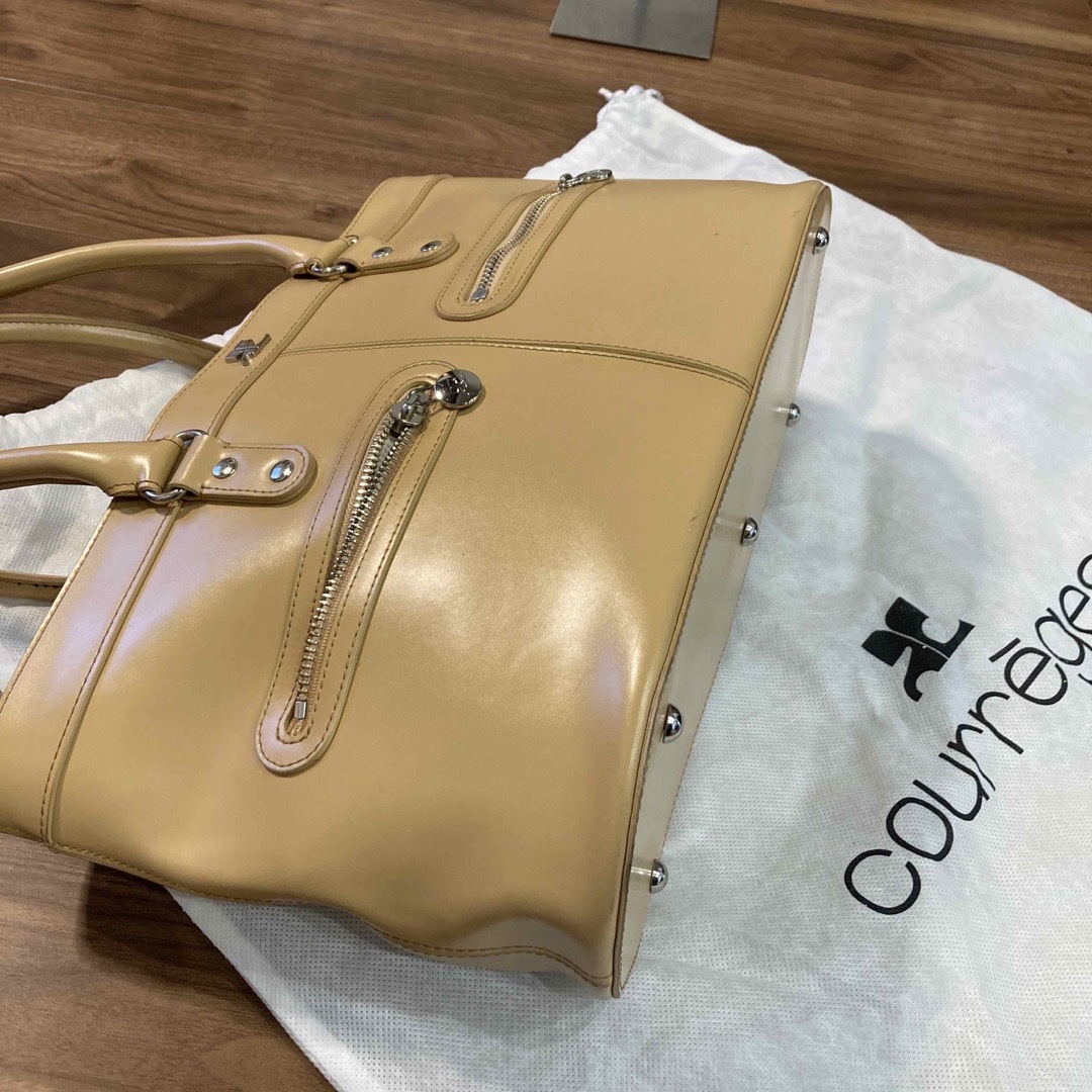 クレージュ　ショルダーバッグ　レザー　courreges　バッグ　ロゴ　訳あり