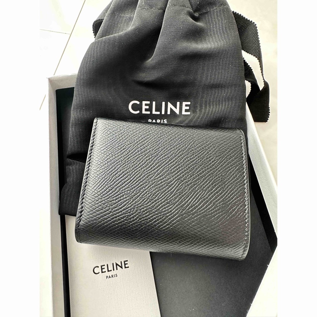 celine(セリーヌ)のt♡mama専用　セリーヌ　スモール トリフォールドウォレット /グレインドカー レディースのファッション小物(財布)の商品写真