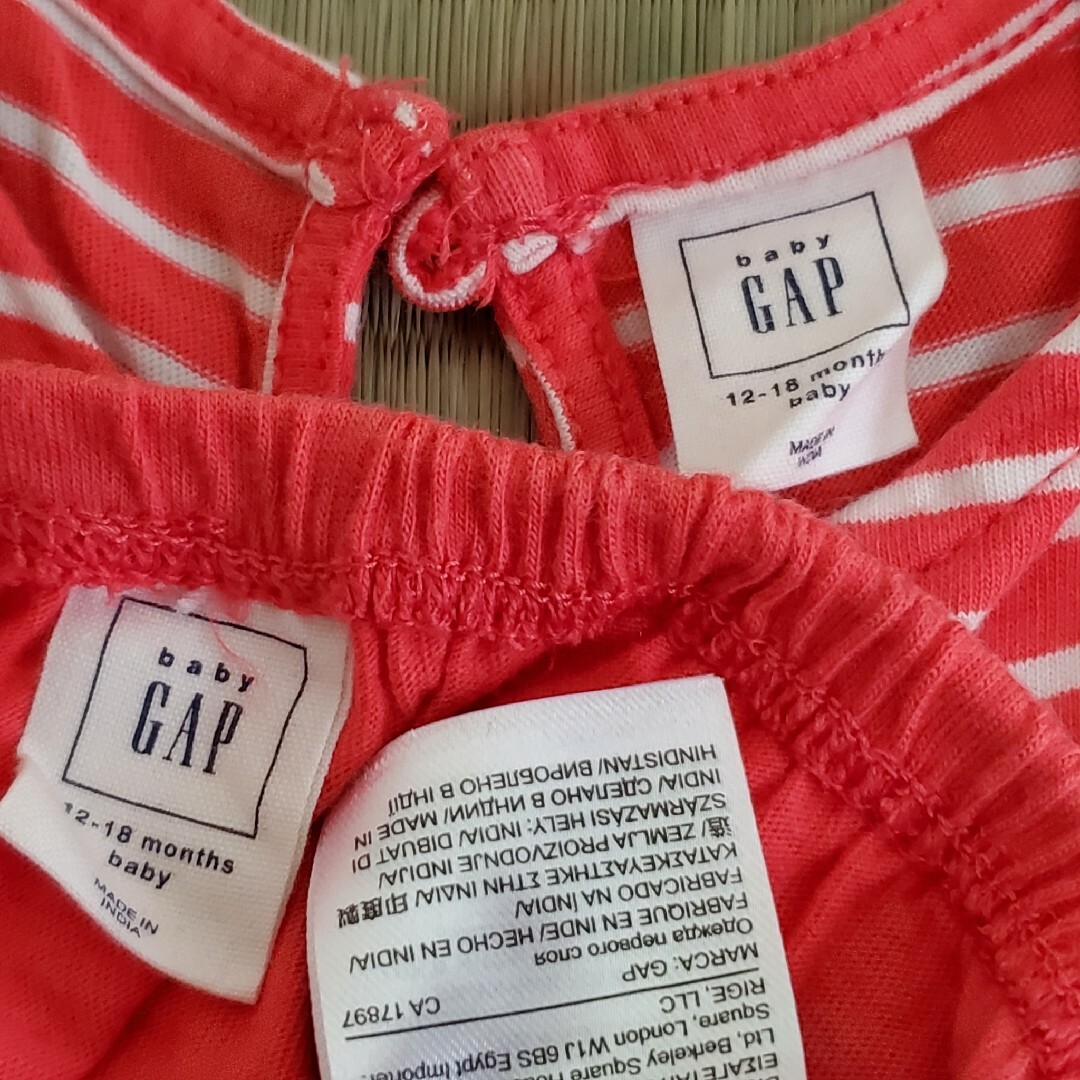 babyGAP(ベビーギャップ)のbabyGAP ベビーギャップ 長袖ワンピース 80 キッズ/ベビー/マタニティのベビー服(~85cm)(ワンピース)の商品写真