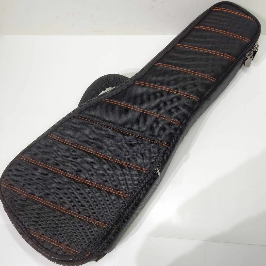 【美品】Rm ウクレレケース 弦楽器 ケース 全長70cm 綺麗 ブラック 黒